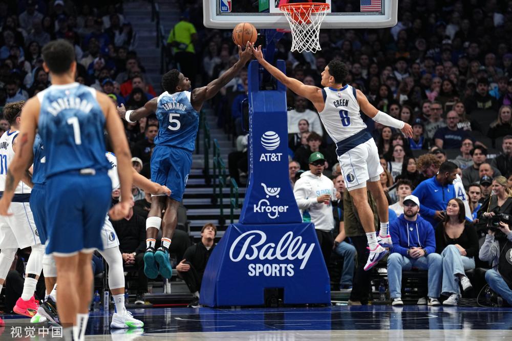 限制了他在 限制了他在